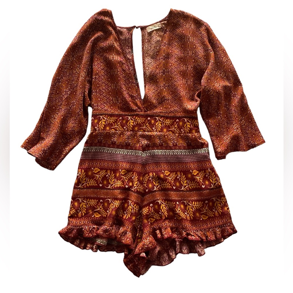 2bella Bohemian Ruffled Cutout Jumper Romper Size Small Great Condition